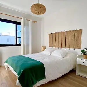 Casa A 5 Minutos Andando De La Playa De La Concha. Сasa de vacaciones Playa Honda (Lanzarote)
