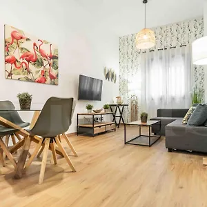 3br With Parking And Patio In The Center By Rems , Málaga Spanje